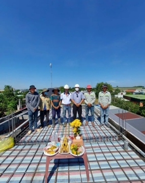 XÂY NHÀ TRỌN GÓI CHỊ THU BÌNH PHƯỚC  (Công tác đổ bê tông lầu 1)