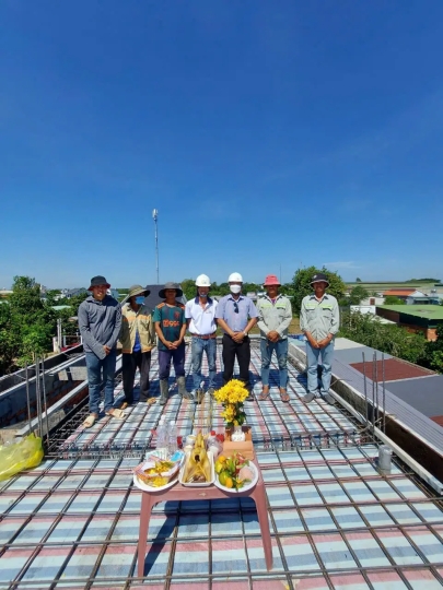 XÂY NHÀ TRỌN GÓI CHỊ THU BÌNH PHƯỚC  (Công tác đổ bê tông lầu 1)